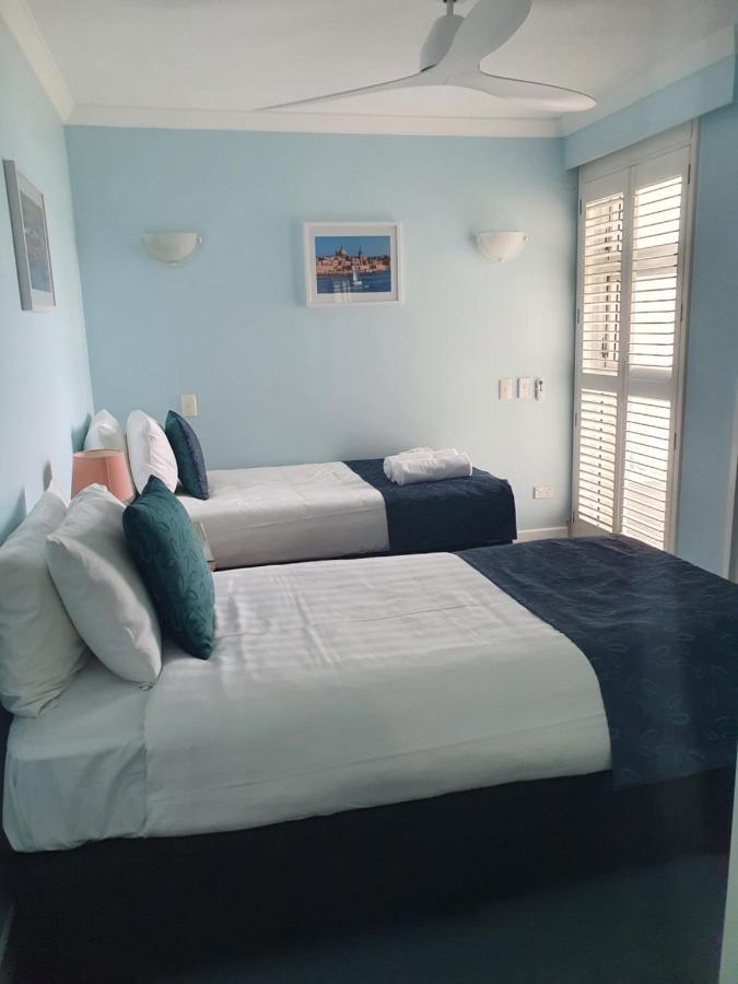 Pacific Surf Absolute Beachfront Apartments Gold Coast Luaran gambar