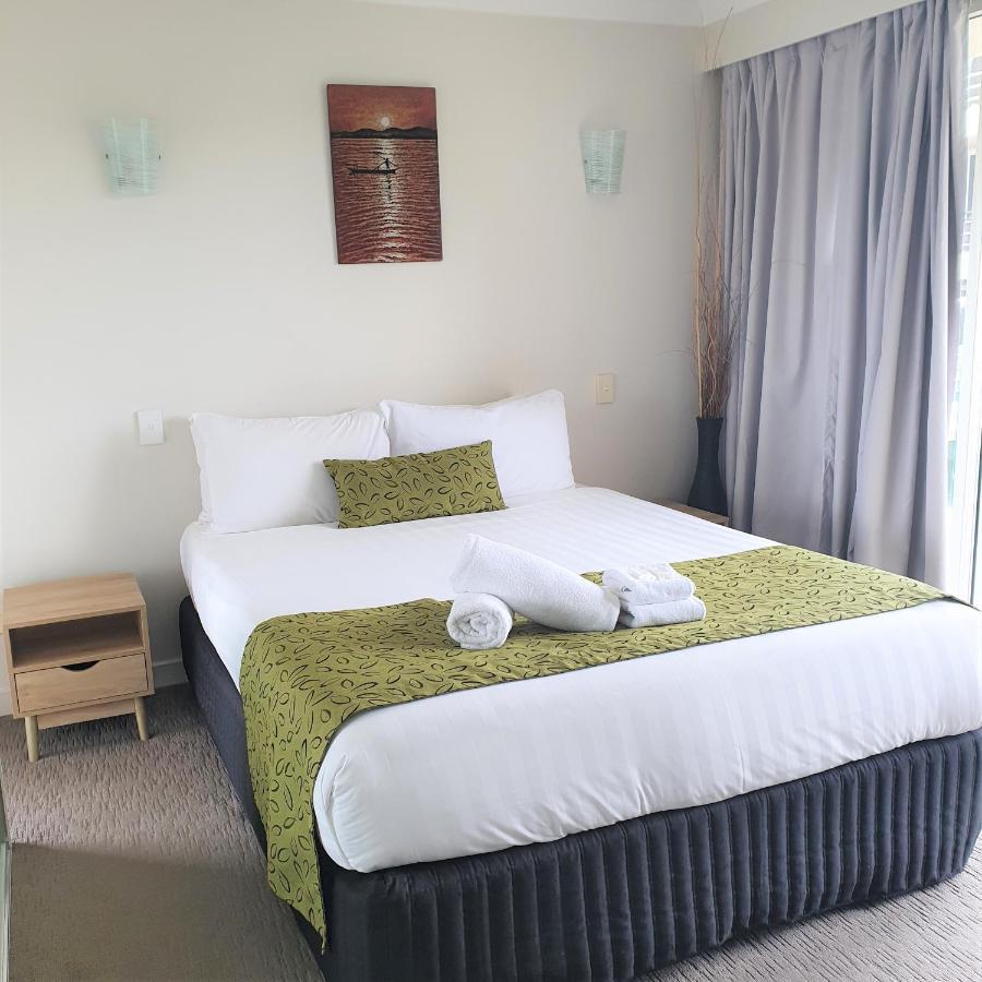 Pacific Surf Absolute Beachfront Apartments Gold Coast Luaran gambar