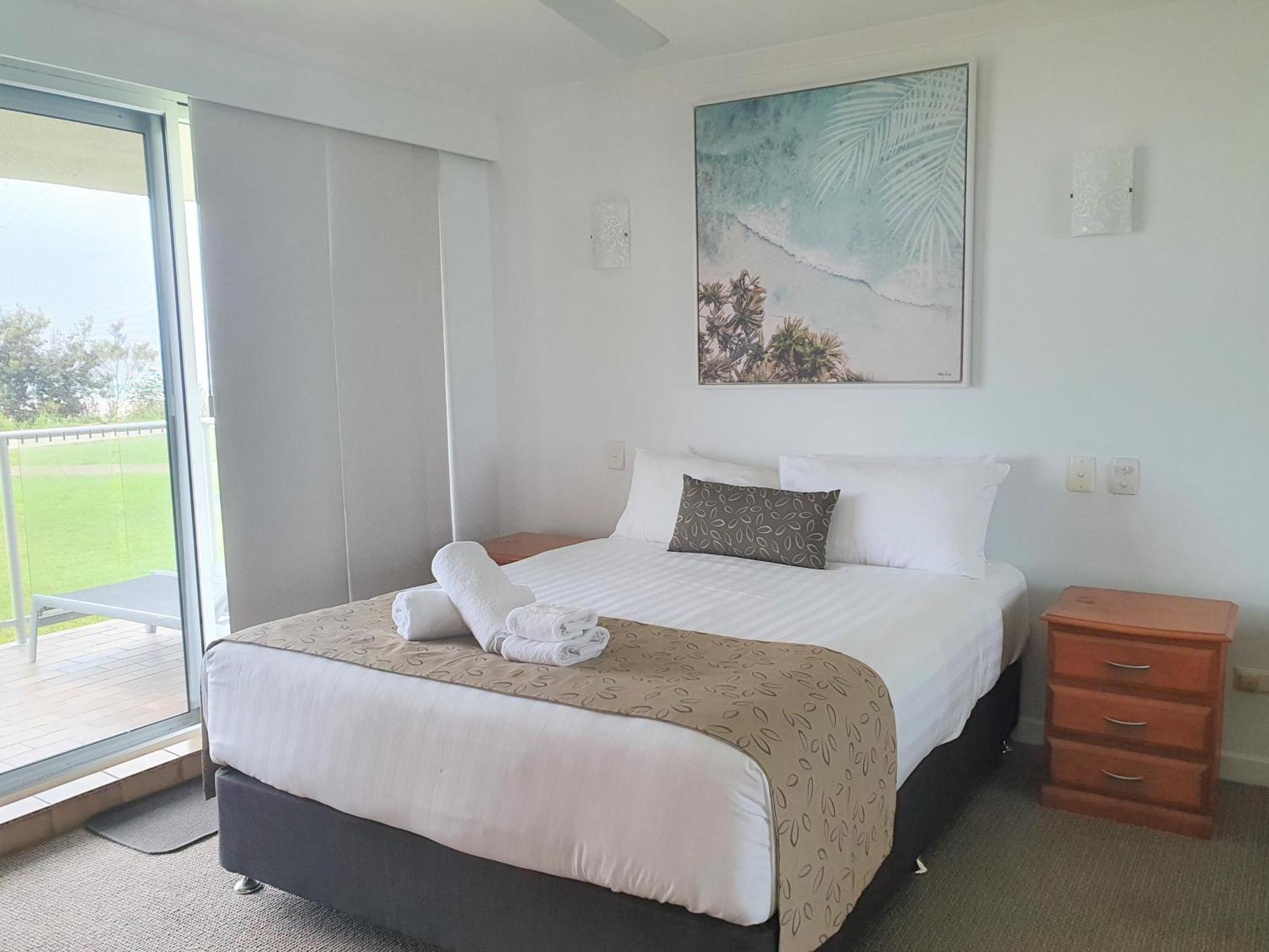 Pacific Surf Absolute Beachfront Apartments Gold Coast Luaran gambar