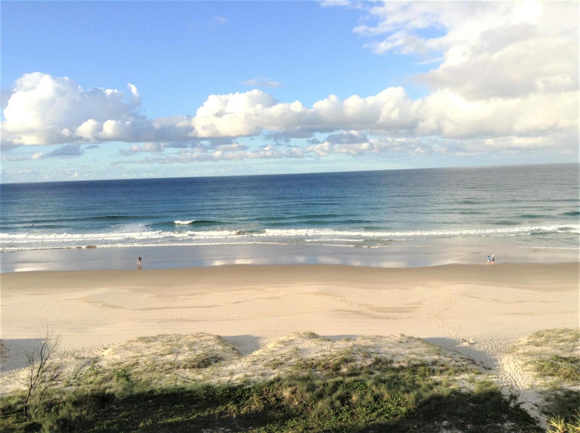 Pacific Surf Absolute Beachfront Apartments Gold Coast Luaran gambar
