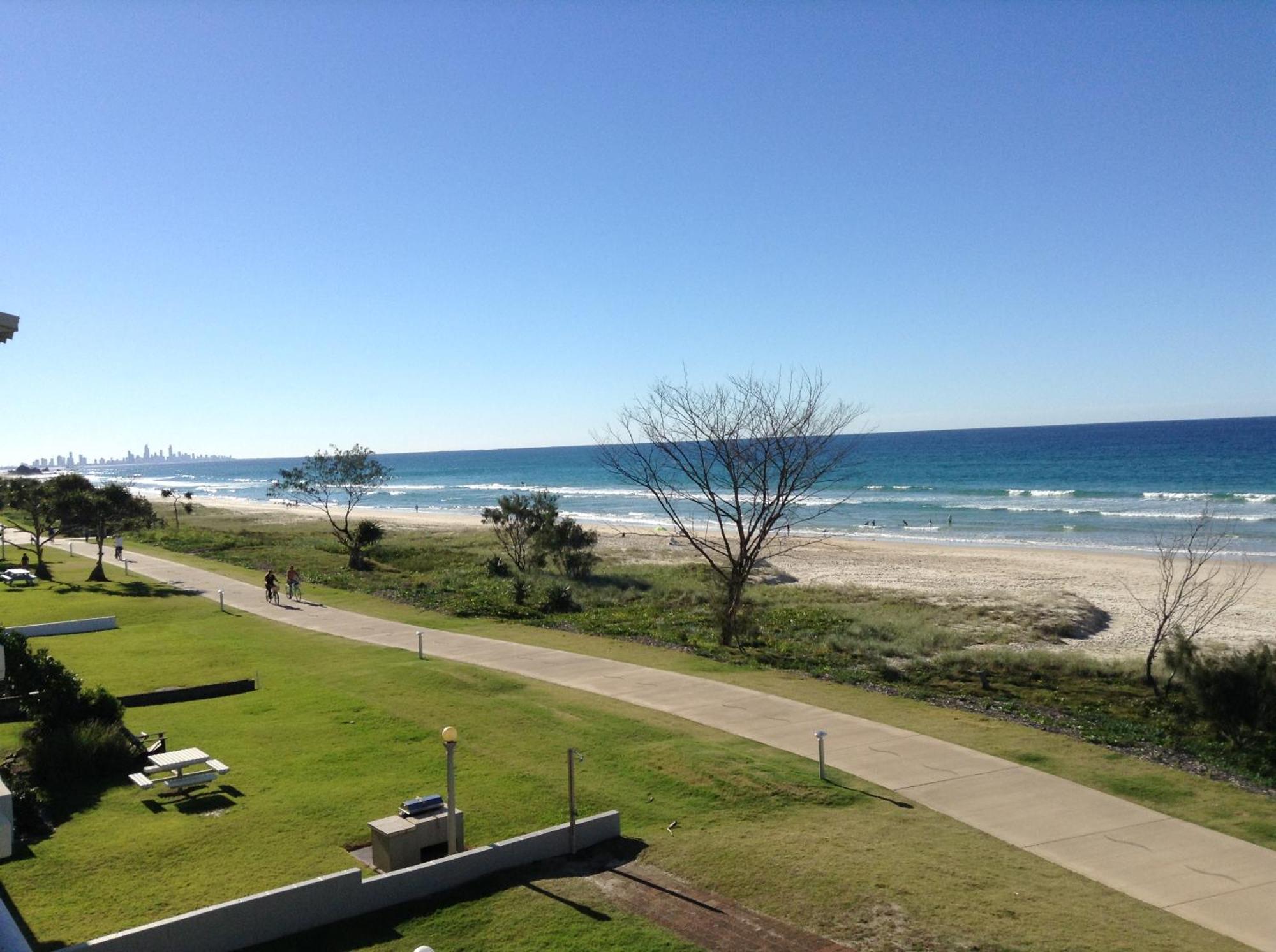 Pacific Surf Absolute Beachfront Apartments Gold Coast Luaran gambar