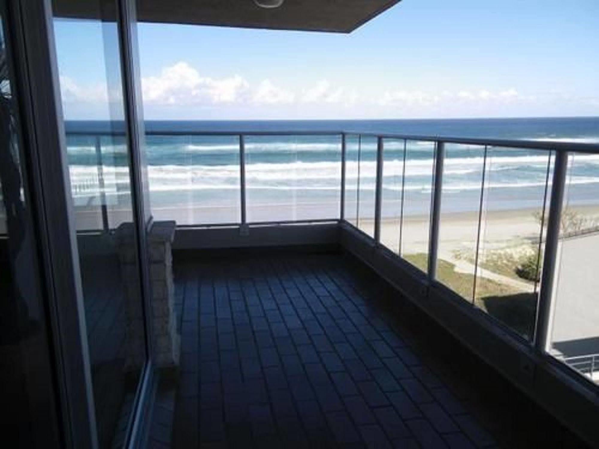 Pacific Surf Absolute Beachfront Apartments Gold Coast Luaran gambar